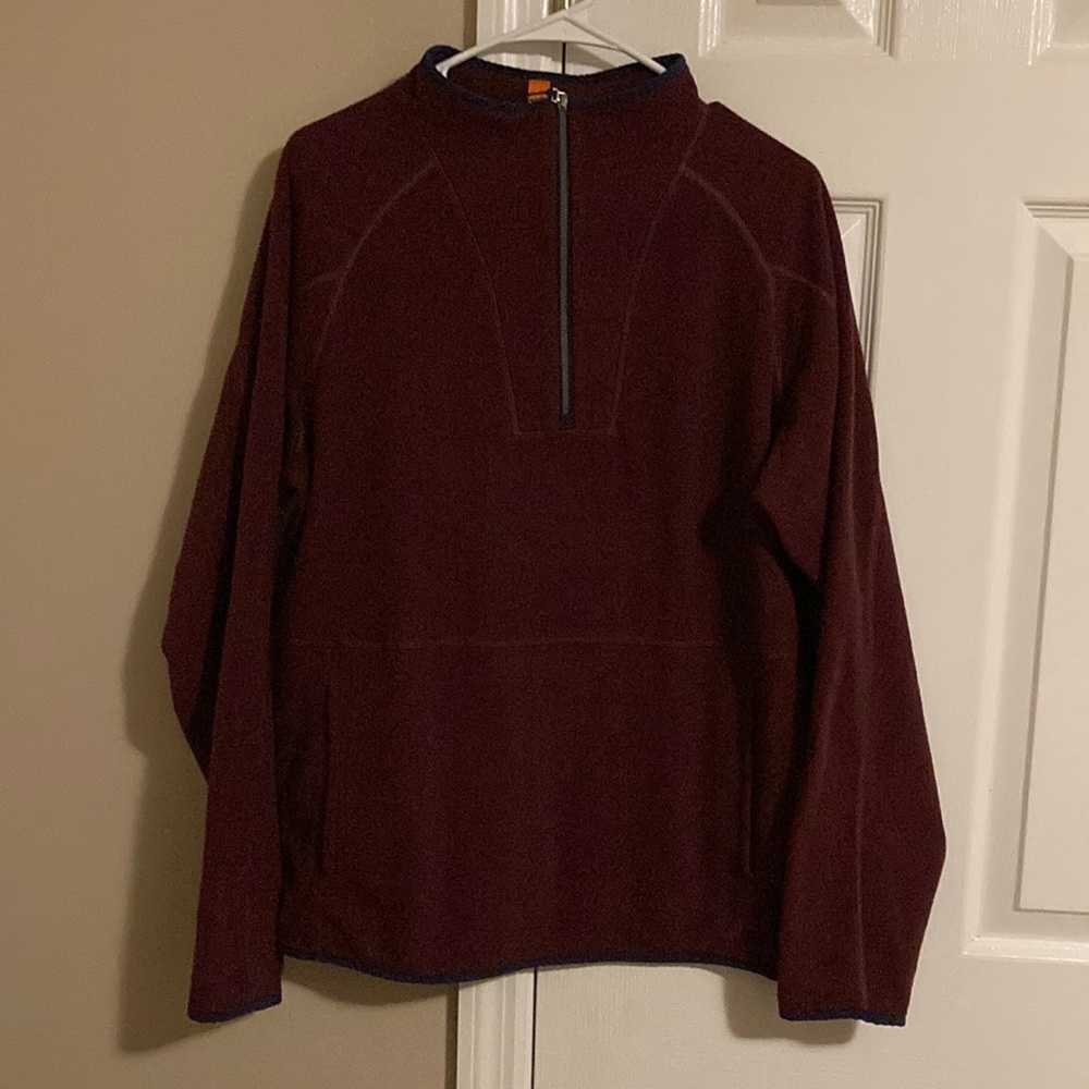 Peter Millar fleece quarter zip pullover size medium burgundy with navy trim